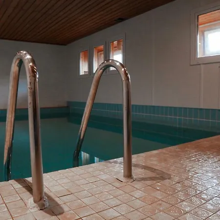 Berghof Arnika Aparthotel *